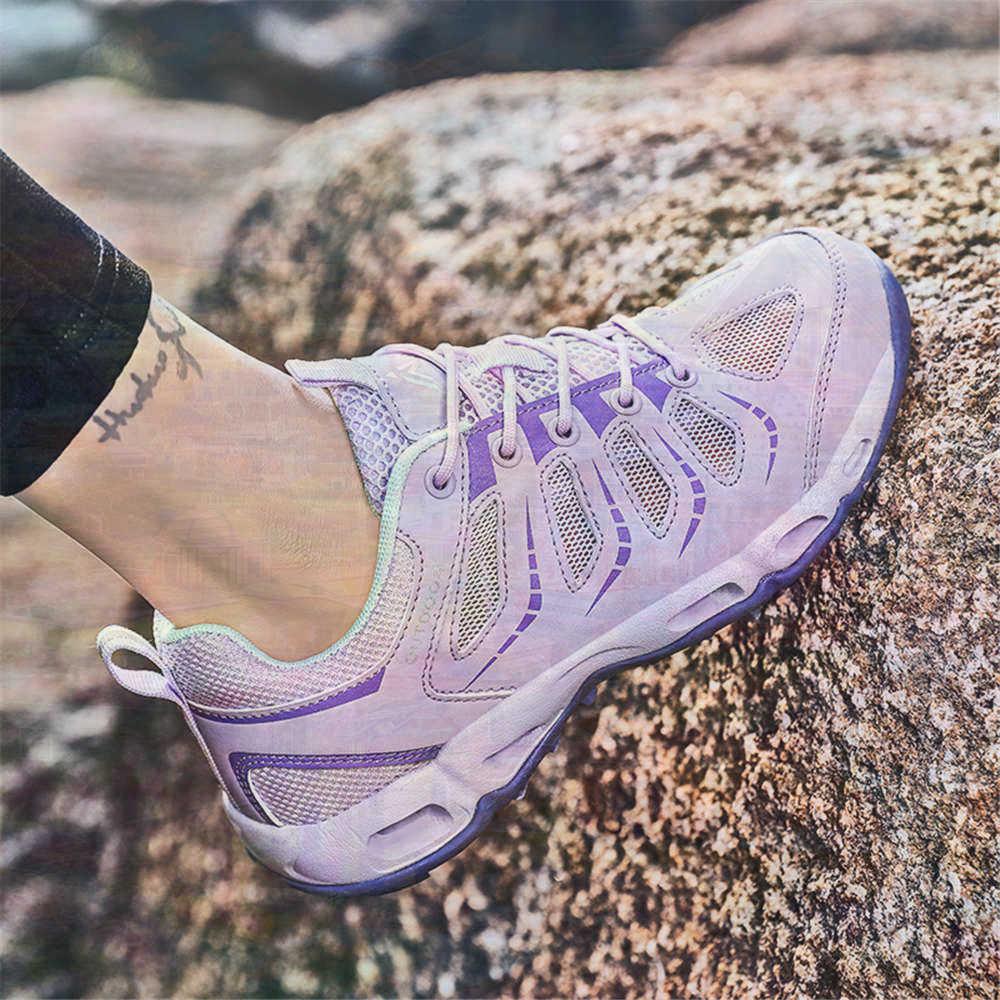 Sumer Round Tip Silver Sneaker - Luxury Lifestyle Fashion reseña y precio