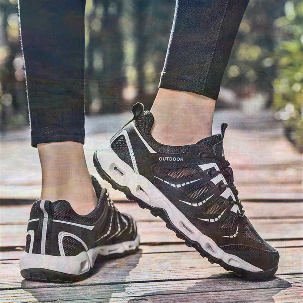 Sumer Round Tip Silver Sneaker - Luxury Lifestyle Fashion reseña y precio